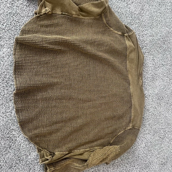 Free People FP One Waffle Knot Top Sweater Olive Green Brown Women’s Size S/P - Picture 8 of 9